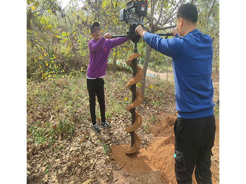 雙人操作式植樹(shù)挖坑機(jī)